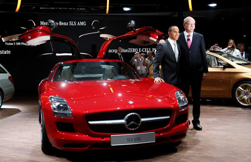 車展看趨勢：汽車互聯(lián)比電動車更受關(guān)注