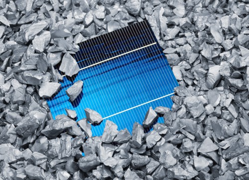 新能源產業命運多舛 虧損企業扎堆關掉？