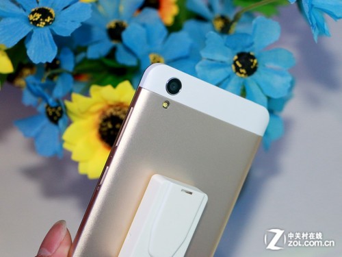 中國好美手機(jī) 八核北斗青蔥X1在京發(fā)布