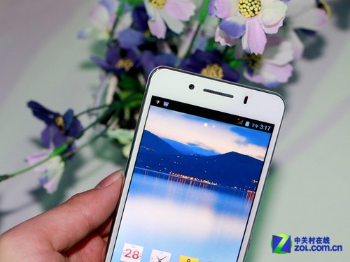 中國好美手機(jī) 八核北斗青蔥X1在京發(fā)布