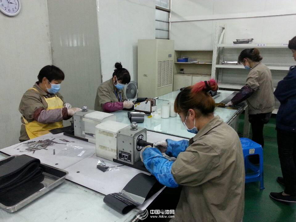 天虹能源開發聚合物鋰電池 暢銷市場供不應求