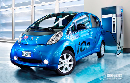 新能源汽車技術路線角逐變數或成潛在風險