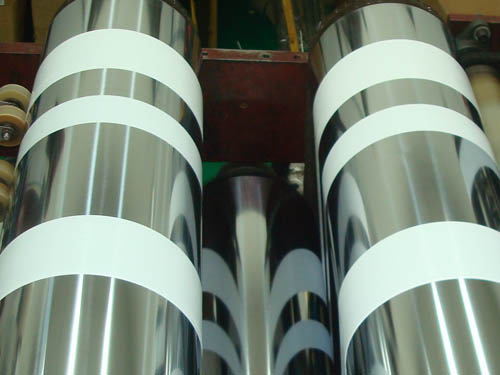 《鋰離子電池用聚烯烴隔膜》國標預計年內出臺 《鋰離子電池用聚烯烴隔膜》國標預計年內出臺