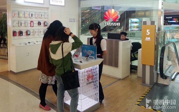 國產(chǎn)手機打響品牌營銷戰(zhàn) 破量利失衡瓶頸創(chuàng)新成關(guān)鍵