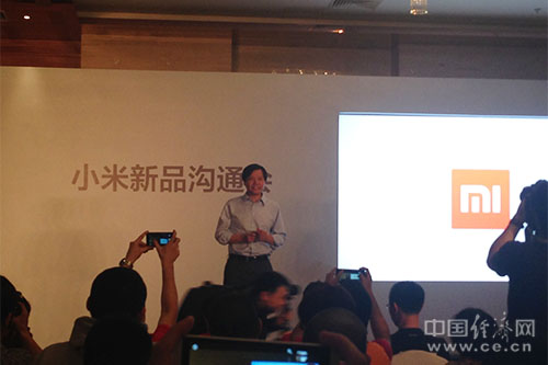 小米發新品抱客廳“大腿” 未來或出智能插座等配件 小米發新品抱客廳“大腿” 未來或出智能插座等配件