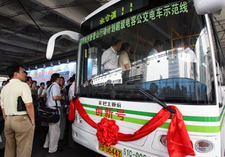 超級電容公交車緣何“墻內開花墻外香”？