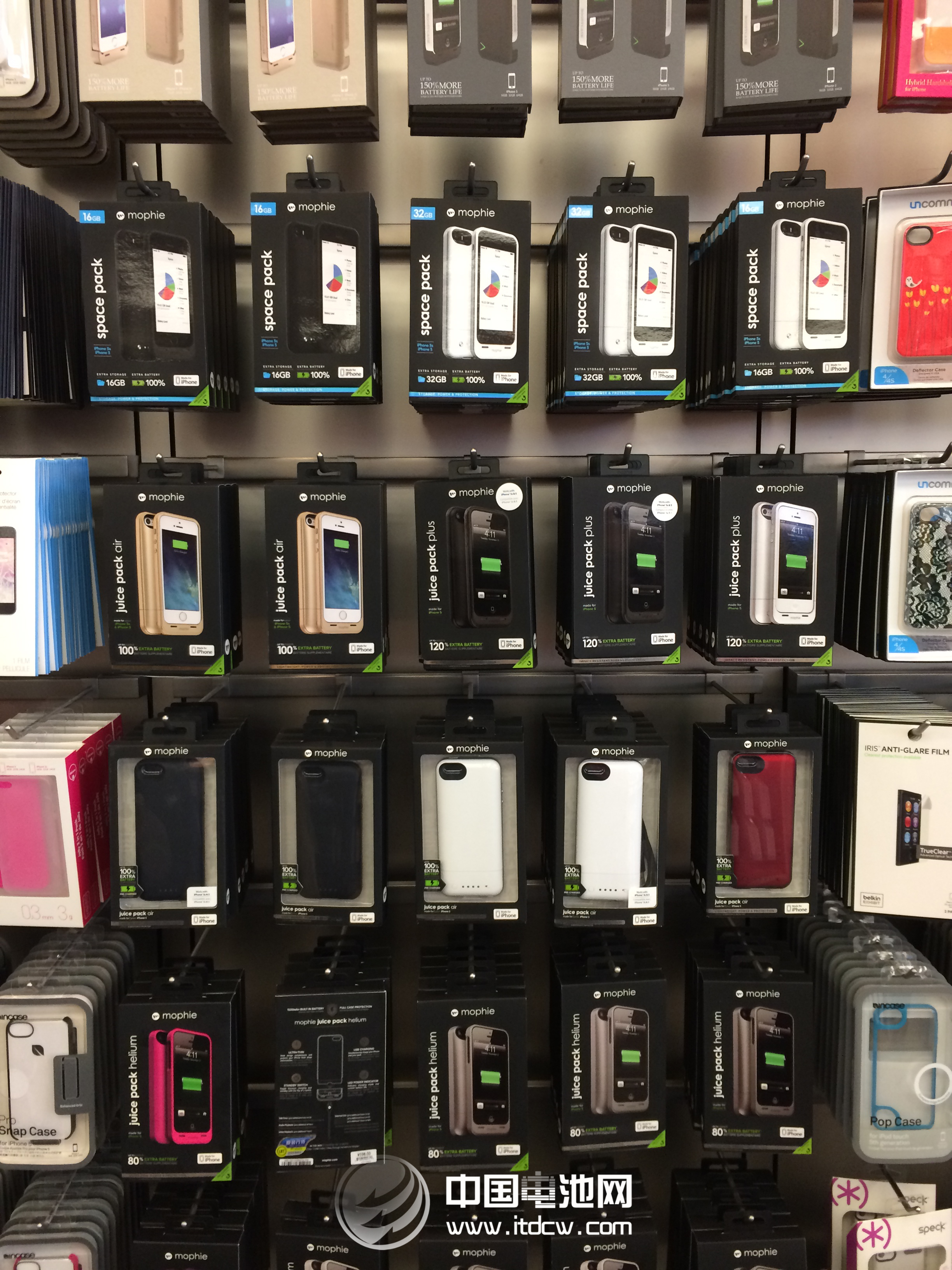 Mophie新款iPhone5s保護套可增手機內存上市