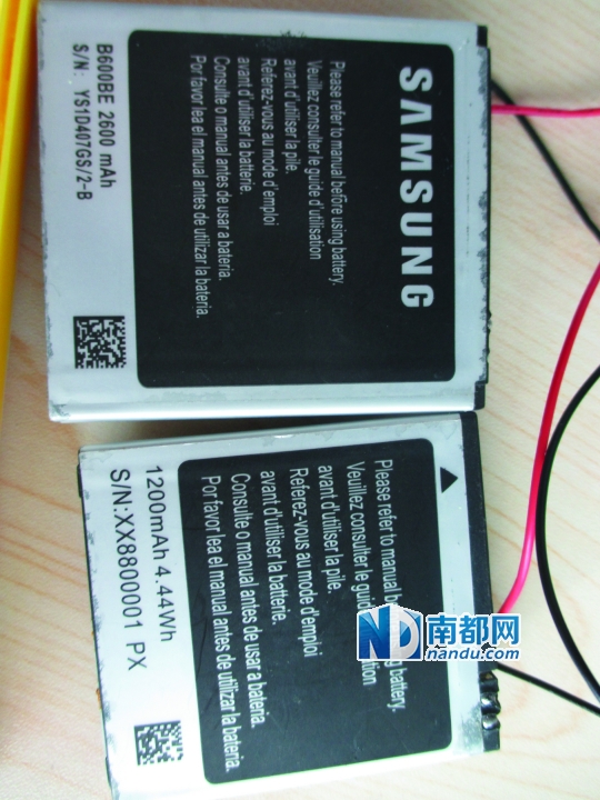 回收廢舊電池充當(dāng)“電芯”。