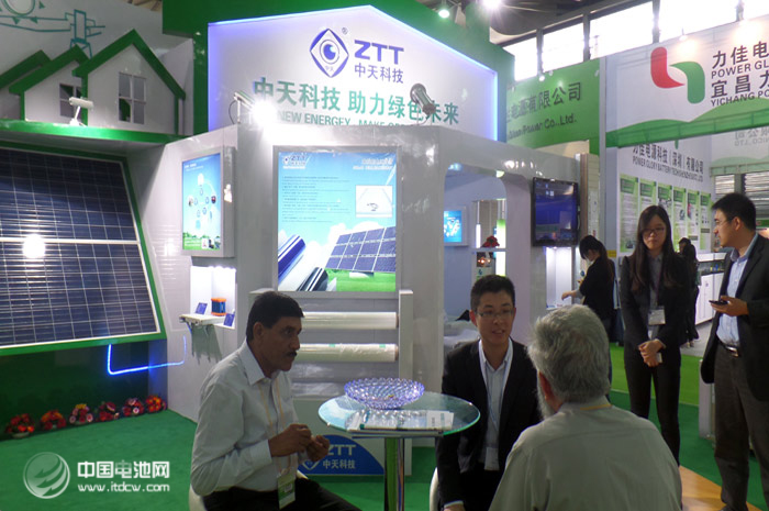 中天科技長壽命新型磷酸鐵鋰電池填補國內(nèi)空白