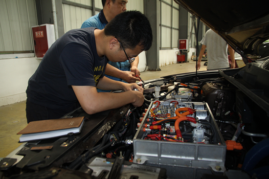 再迎“春天” 四川成都新能源汽車如何發力？