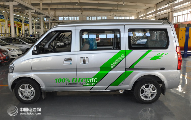 2014新能源汽車藍皮書發布 中外企業差距仍明顯