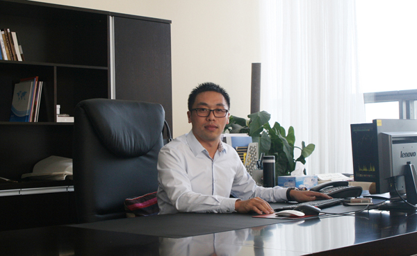 胡飛：打造中國(guó)的多晶硅“價(jià)格風(fēng)向標(biāo)”