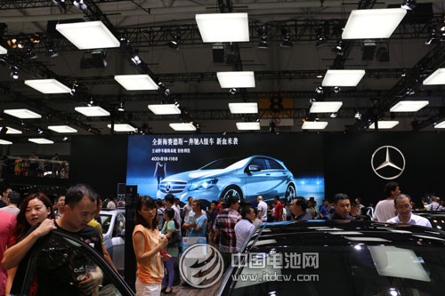 2017年奔馳擬推10款插電式混合動力車 2017年奔馳擬推10款插電式混合動力車