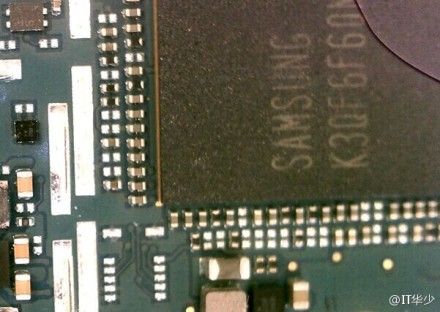 小米華為開啟口水大戰(zhàn)：互相指責(zé)對(duì)方無(wú)胸懷