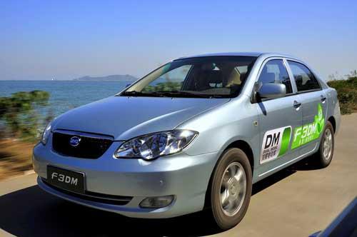 新能源汽車僅靠政府高額補助難“救市”