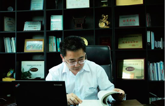 深圳市新嘉拓自動(dòng)化技術(shù)有限公司總經(jīng)理 齊曉東