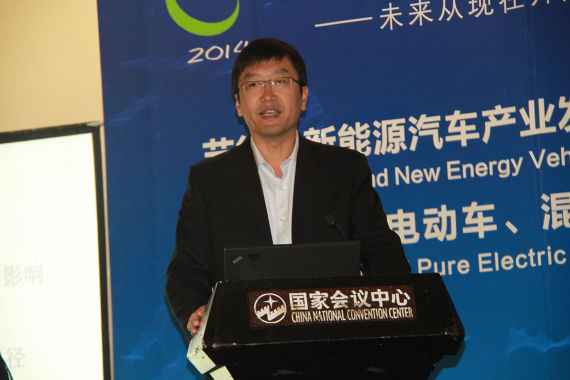 國務(wù)院發(fā)展中心產(chǎn)業(yè)研究部主任王曉明