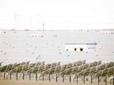 甘肅敦煌為世界大規模光伏電站項目提供了范本