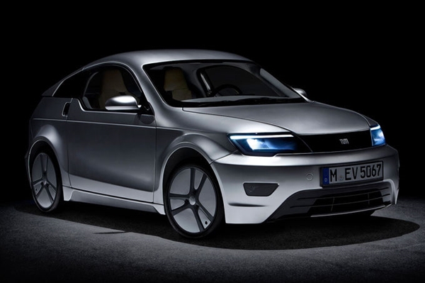 10月新能源汽車產(chǎn)量達5685輛 同比增長近24倍