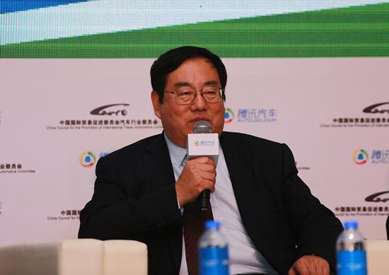 北汽集團(tuán)副總工程師、國家863計劃專家委員會成員林逸 北汽集團(tuán)副總工程師、國家863計劃專家委員會成員林逸