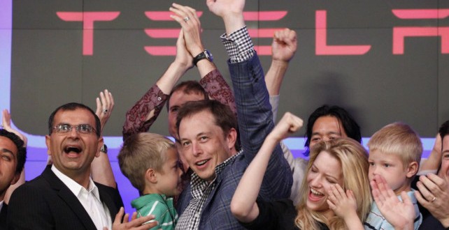 特斯拉傳奇之一：從神秘黃色小跑車開始發力