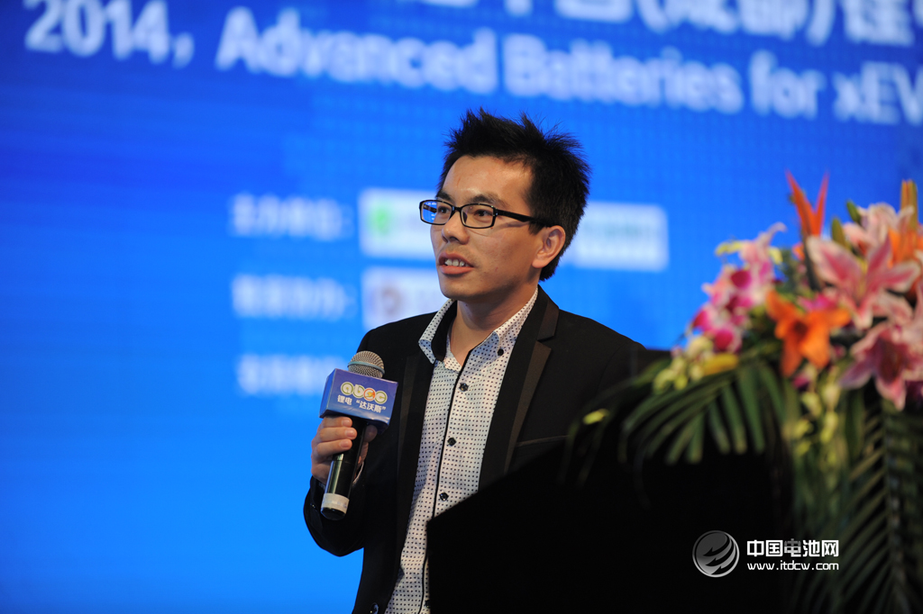 動力電池:兼并重塑格局 2015年將迎資本重組潮 動力電池:兼并重塑格局 2015年將迎資本重組潮