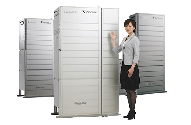 彭博新聞報導，包括 Panasonic 在內的電池制造商，正在研發體積小又便宜的家用電池產品，目標是在 2030 年前，家庭安裝量達到 530 萬戶，等于日本有一成的家庭將仰賴氫燃料電池供應電力。