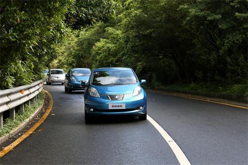 深圳新能源汽車或迎新春 經(jīng)濟車預(yù)下滑30% 深圳新能源汽車或迎新春 經(jīng)濟車預(yù)下滑30%