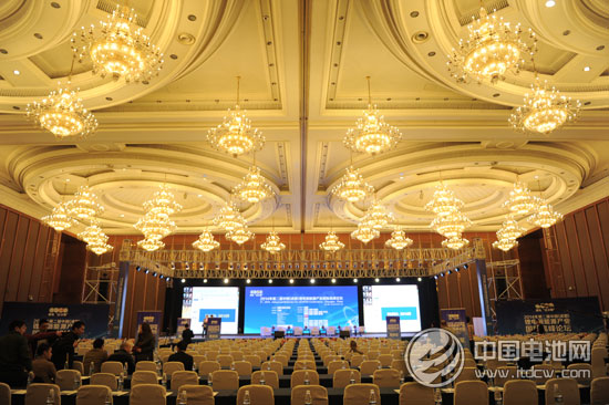 新能源車產(chǎn)量大增 碳酸鋰價(jià)格高漲6% 新能源車產(chǎn)量大增 碳酸鋰價(jià)格高漲6%