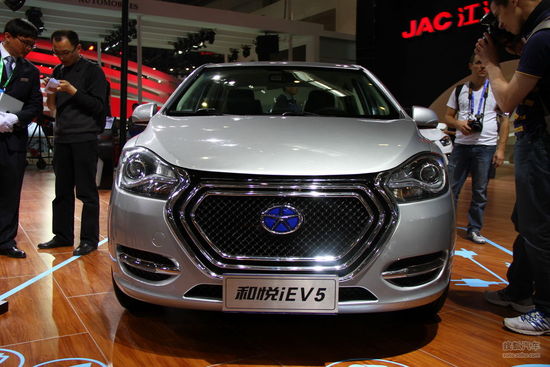 第五代電動(dòng)汽車閃亮登場(chǎng) 合肥新能源車產(chǎn)業(yè)鏈和產(chǎn)業(yè)基地形成 第五代電動(dòng)汽車閃亮登場(chǎng) 合肥新能源車產(chǎn)業(yè)鏈和產(chǎn)業(yè)基地形成