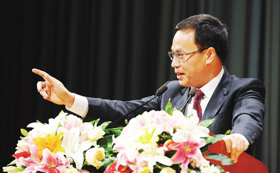 漢能發布移動能源戰略  太陽能薄膜進入汽車手機