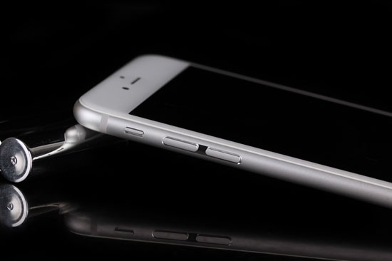 蘋果提交新專利申請:用iPhone解鎖車門 蘋果提交新專利申請:用iPhone解鎖車門