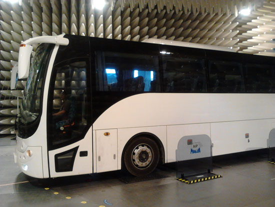 沃爾沃與西門子合作打造電動客車系統 沃爾沃與西門子合作打造電動客車系統