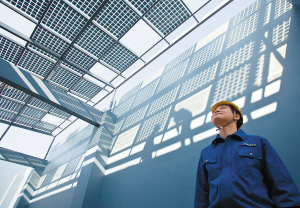 2015年我國(guó)力爭(zhēng)光伏發(fā)電新增并網(wǎng)1500萬(wàn)千瓦 2015年我國(guó)力爭(zhēng)光伏發(fā)電新增并網(wǎng)1500萬(wàn)千瓦