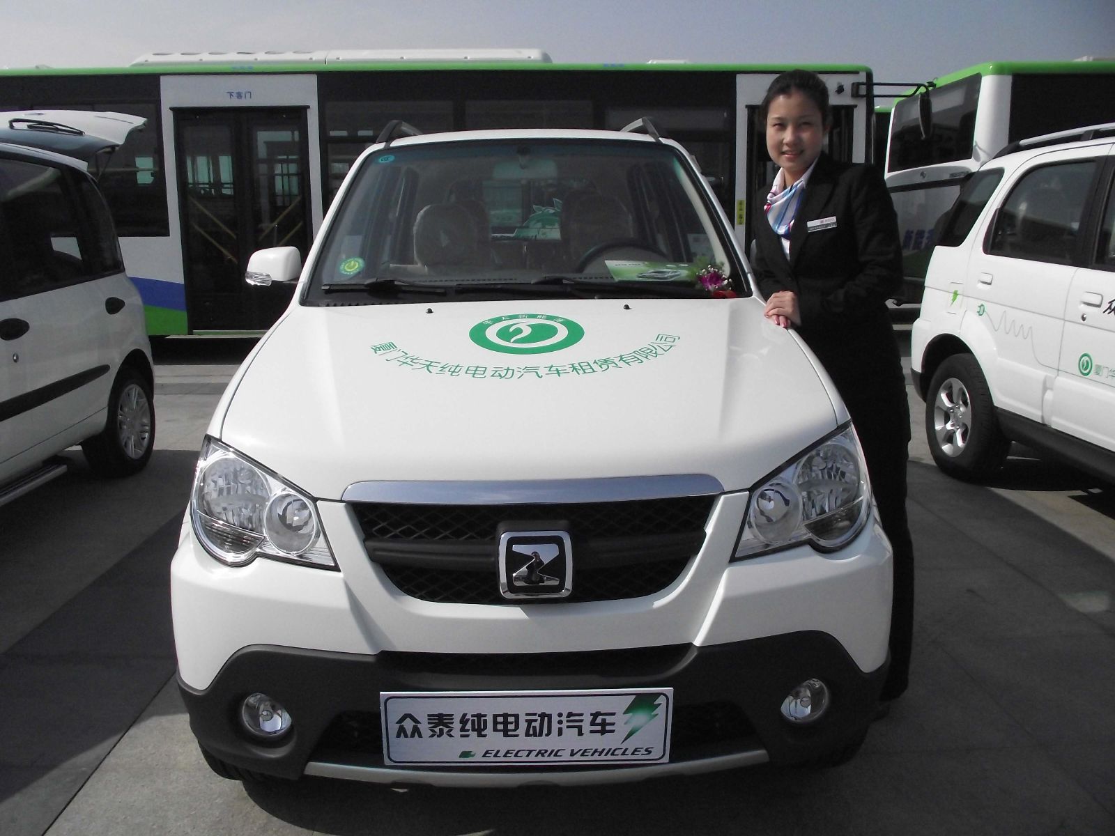 2015年度廈門將完成推廣應(yīng)用新能源汽車2480輛 2015年度廈門將完成推廣應(yīng)用新能源汽車2480輛