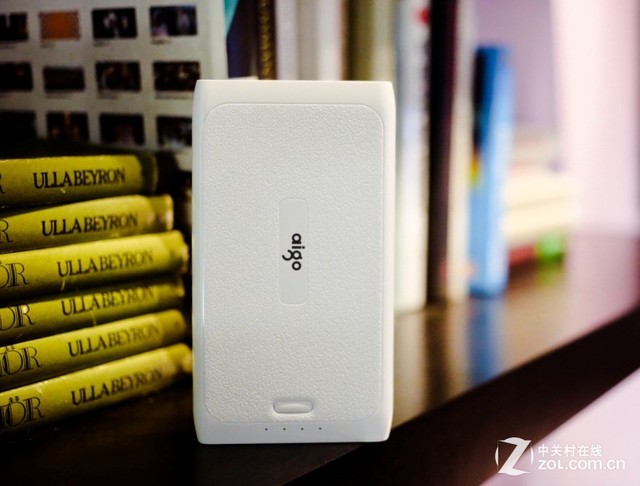 春季續(xù)航攻略 大容量實(shí)用移動(dòng)電源火爆看