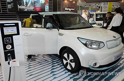 第二屆國(guó)際電動(dòng)車(chē)博覽會(huì)在韓國(guó)國(guó)際會(huì)展中心開(kāi)幕