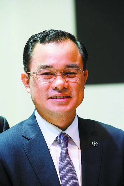 長(zhǎng)安汽車總裁朱華榮：發(fā)展新能源不能把補(bǔ)貼當(dāng)戰(zhàn)略