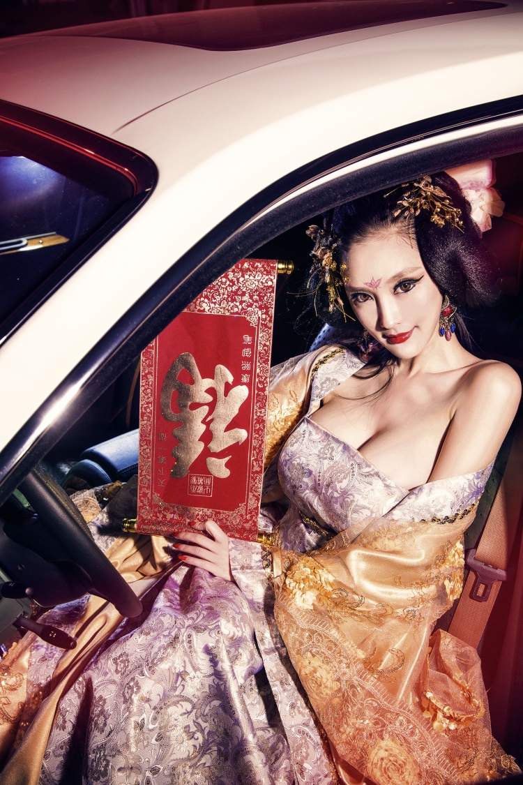 “互聯網+汽車”充滿想像 誰將立市場浪潮之巔? “互聯網+汽車”充滿想像 誰將立市場浪潮之巔?