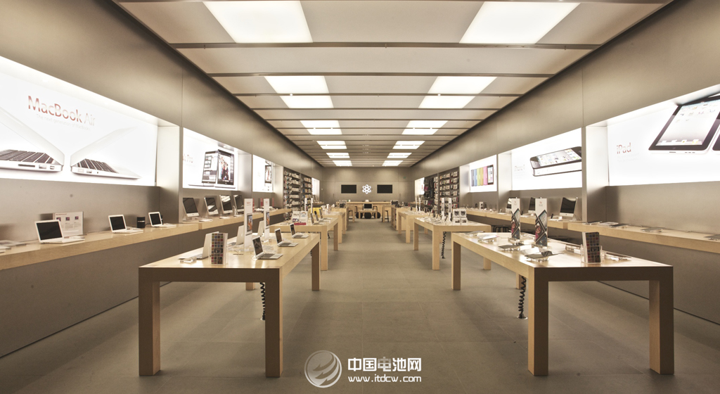 蘋(píng)果iPhone以舊換新進(jìn)中國(guó)!9成新5s只折1500元 蘋(píng)果iPhone以舊換新進(jìn)中國(guó)!9成新5s只折1500元