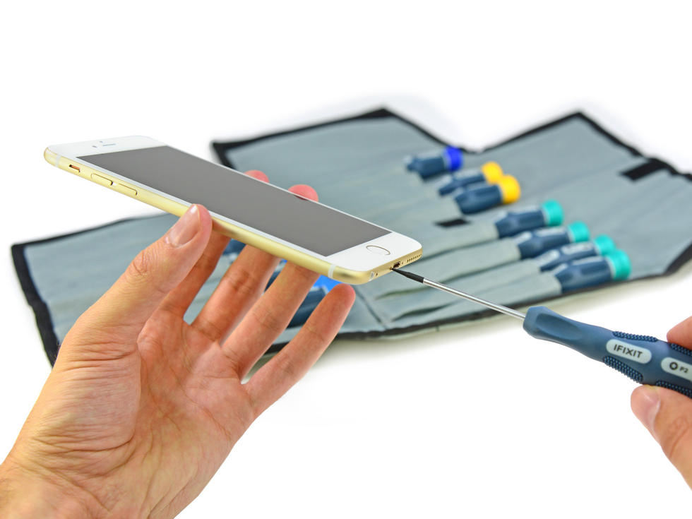 國(guó)產(chǎn)手機(jī)機(jī)型眾多經(jīng)典匱乏 盲目跟風(fēng)致產(chǎn)品同質(zhì)化