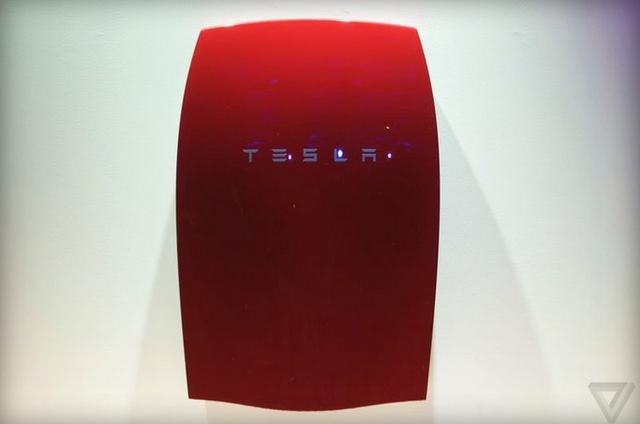 特斯拉家用電池獲近4萬預訂