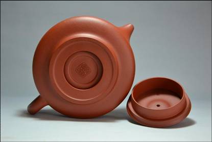 1億買28把紫砂壺“不務(wù)正業(yè)”? 中超電纜遭深交所關(guān)注 1億買28把紫砂壺“不務(wù)正業(yè)”? 中超電纜遭深交所關(guān)注