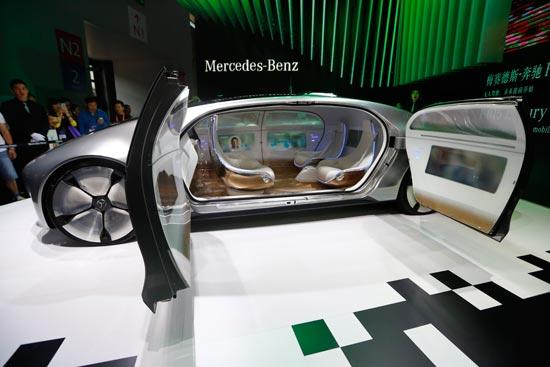 未來汽車世界三足鼎立  動力電池企業或占一席之地