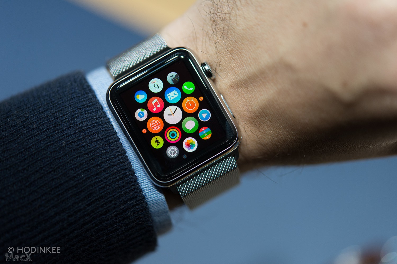 智能穿戴設(shè)備行業(yè)：創(chuàng)業(yè)小魚(yú)能否智取巨鱷？