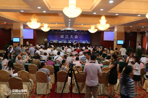 國家新型儲能電池與材料產(chǎn)業(yè)技術(shù)創(chuàng)新戰(zhàn)略聯(lián)盟在大英成立 國家新型儲能電池與材料產(chǎn)業(yè)技術(shù)創(chuàng)新戰(zhàn)略聯(lián)盟在大英成立