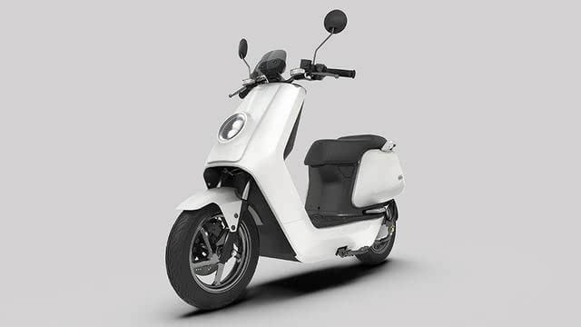 電動車界闖進野蠻人  小牛電動車虧本賣想干啥？