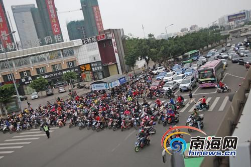 海口的電動車大軍