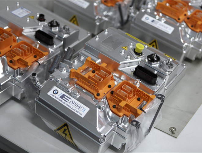 電動車電池六大須知：里程 自燃 快充 保險 質(zhì)保 價格