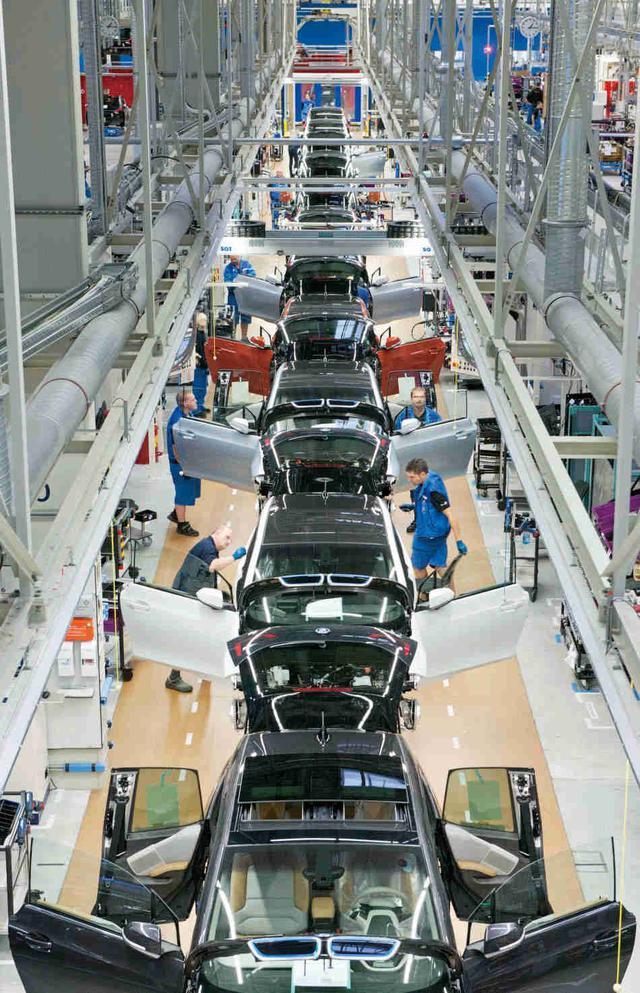 互聯(lián)網(wǎng)+時(shí)代 跨界是電動(dòng)汽車產(chǎn)業(yè)化精髓 互聯(lián)網(wǎng)+時(shí)代 跨界是電動(dòng)汽車產(chǎn)業(yè)化精髓